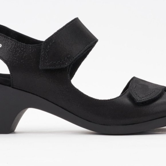 MEPHISTO Heel and Strap Sandel - Picture 3 of 4